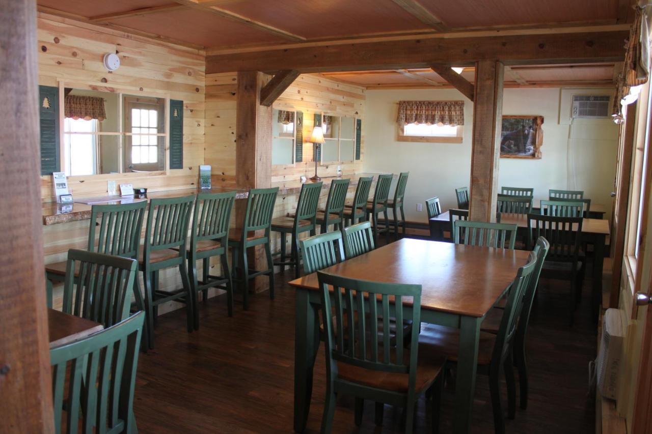 Maine Woods Inn Brewer Eksteriør bilde